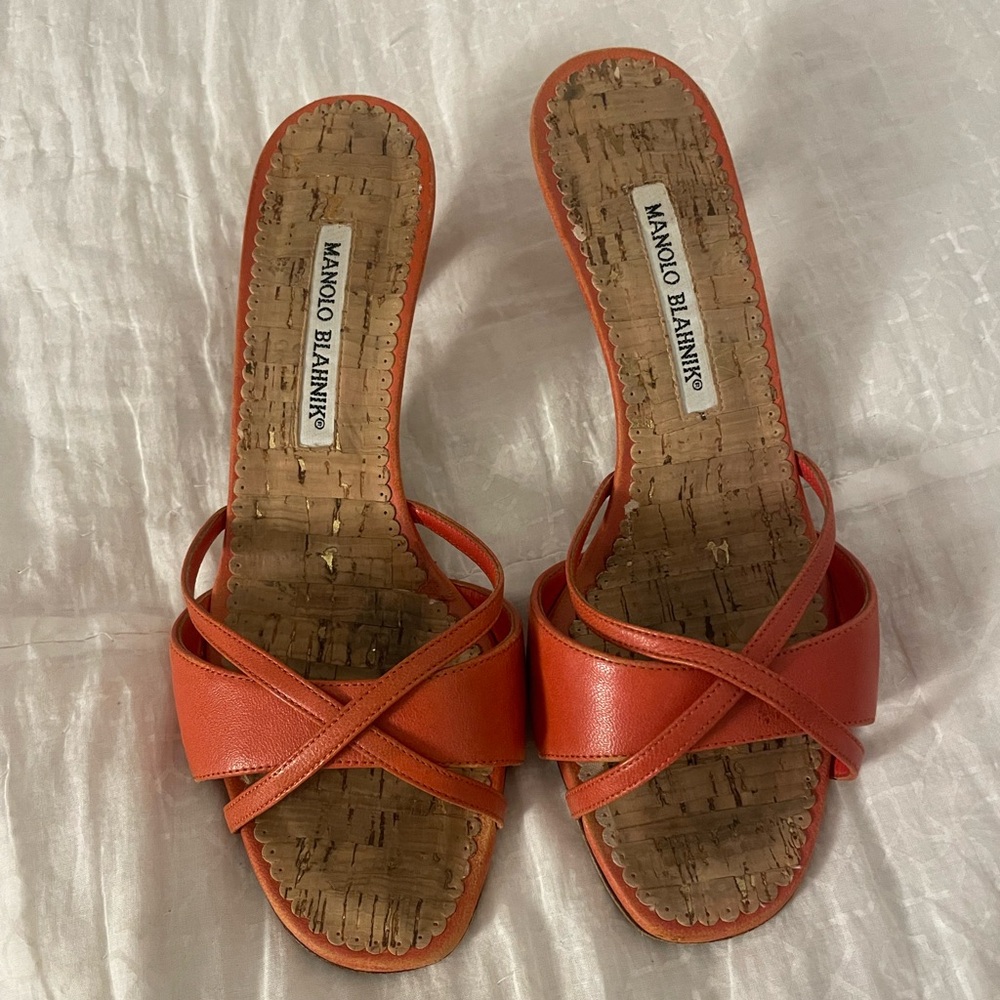Manolo Blahnik Coral & Cork Kitten Heels